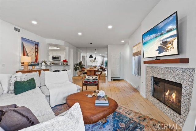 48 Baycrest Court 32, Newport Beach, CA 92660