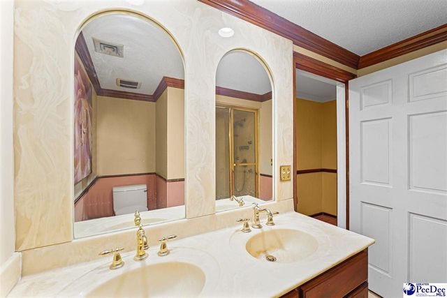210 W Cedar Street, Florence, SC 29501