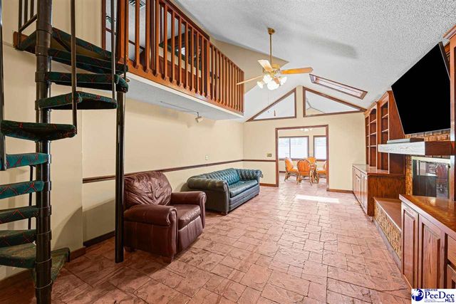 210 W Cedar Street, Florence, SC 29501