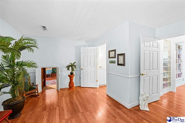 210 W Cedar Street, Florence, SC 29501