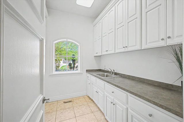 5708 Mistletoe Court, Oklahoma City, OK 73142