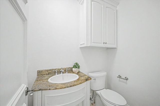 5708 Mistletoe Court, Oklahoma City, OK 73142