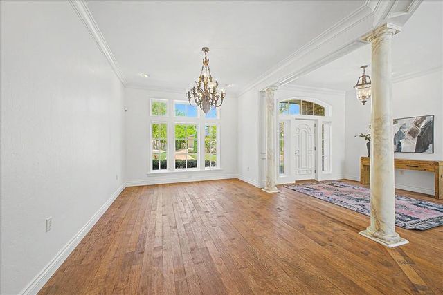 5708 Mistletoe Court, Oklahoma City, OK 73142