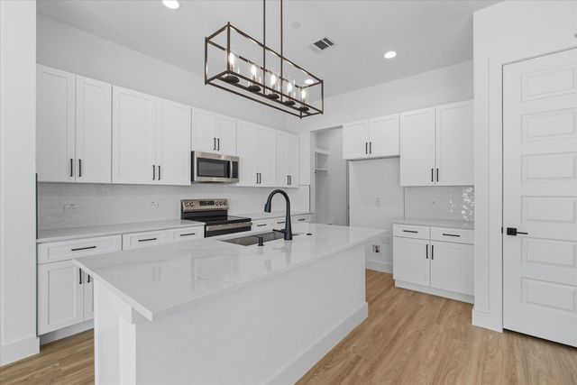 8922 Lowell Street, Rowlett, TX 75089