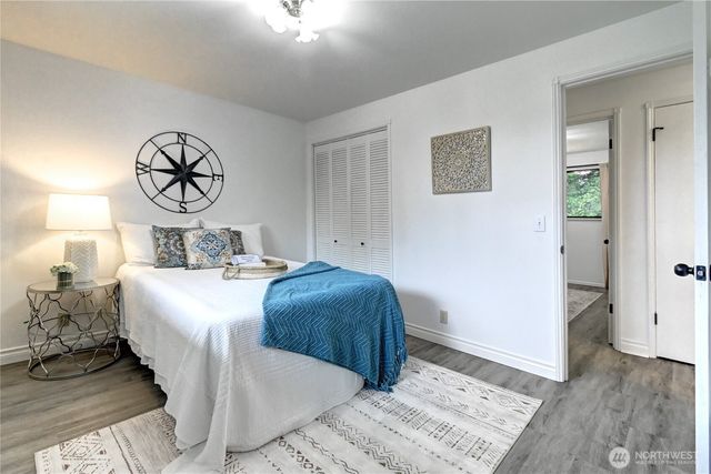 22105 78th Place W, Edmonds, WA 98026