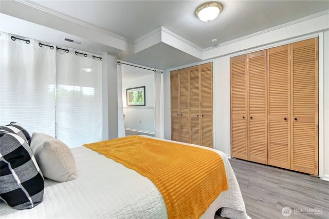 22105 78th Place W, Edmonds, WA 98026