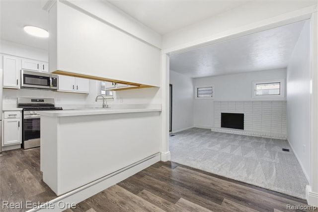 9223 Roosevelt Street, Taylor, MI 48180