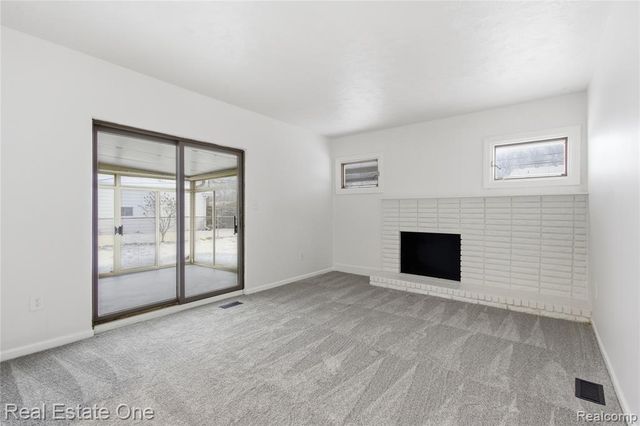 9223 Roosevelt Street, Taylor, MI 48180