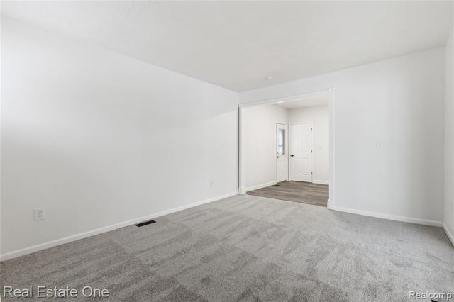 9223 Roosevelt Street, Taylor, MI 48180