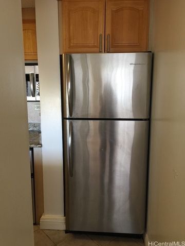 1535 Pensacola Street 602, Honolulu, HI 96822