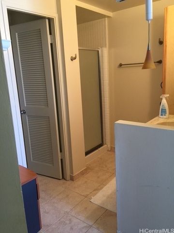 1535 Pensacola Street 602, Honolulu, HI 96822