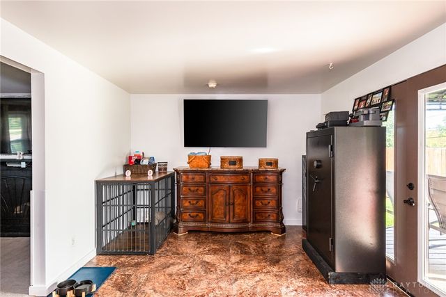 7600 Stonecrest Drive, Huber Heights, OH 45424