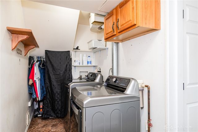 7600 Stonecrest Drive, Huber Heights, OH 45424