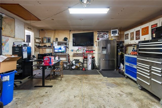 7600 Stonecrest Drive, Huber Heights, OH 45424