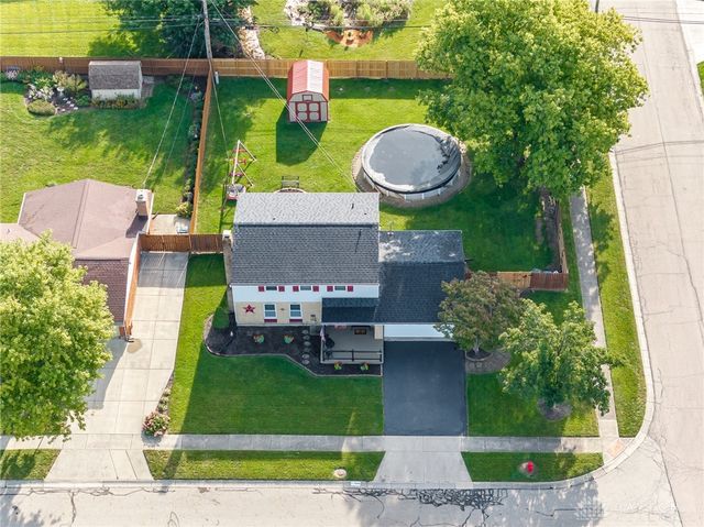 7600 Stonecrest Drive, Huber Heights, OH 45424