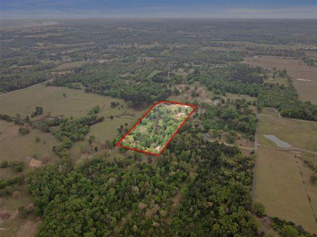 875 County Road 4360, Scroggins, TX 75480