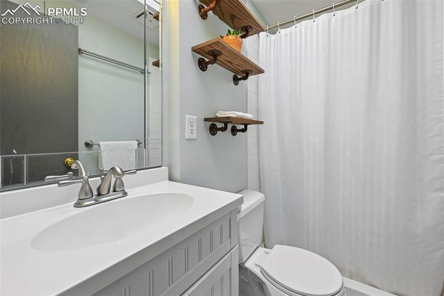 5345 Red Sky Drive, Colorado Springs, CO 80915