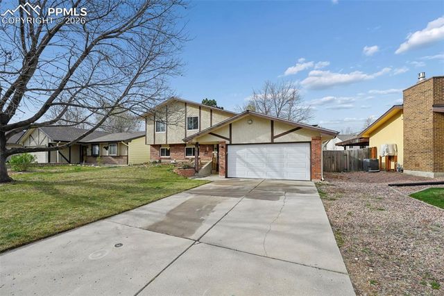 5345 Red Sky Drive, Colorado Springs, CO 80915