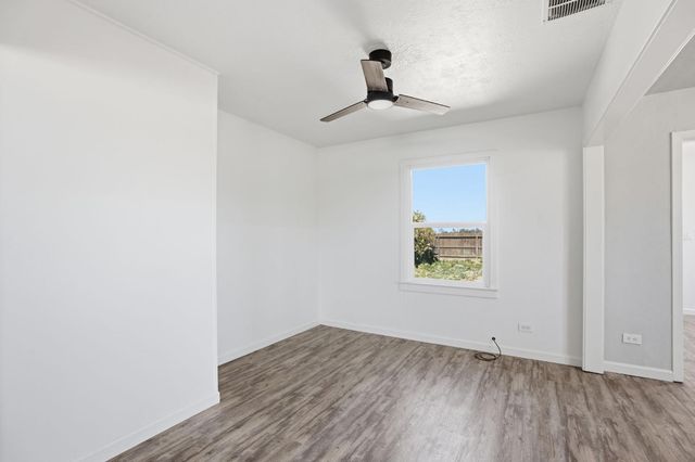 112 E Jefferson Avenue, Fresno, CA 93706