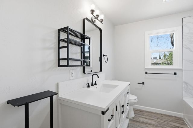 112 E Jefferson Avenue, Fresno, CA 93706