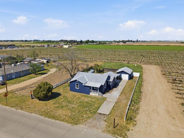 112 E Jefferson Avenue, Fresno, CA 93706