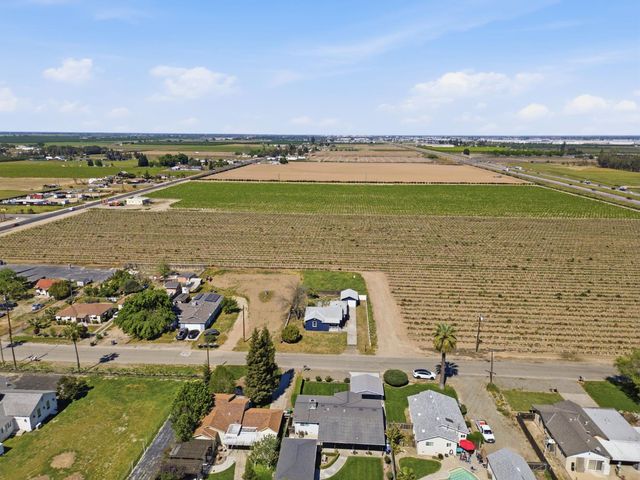 112 E Jefferson Avenue, Fresno, CA 93706