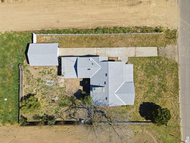 112 E Jefferson Avenue, Fresno, CA 93706