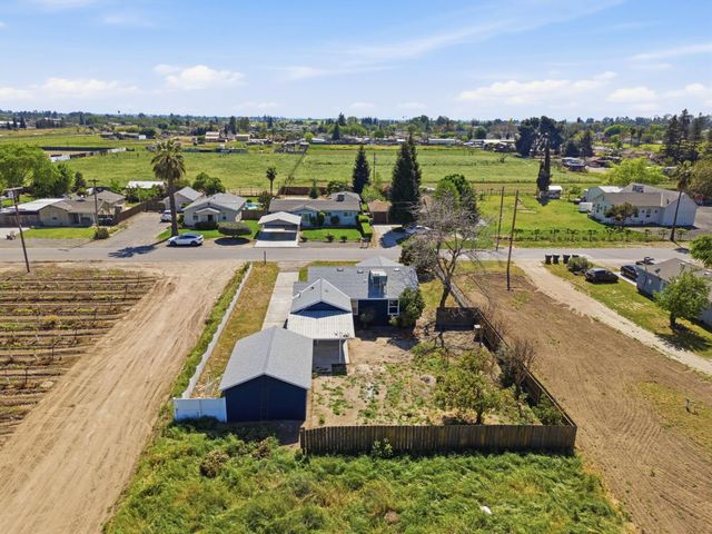 112 E Jefferson Avenue, Fresno, CA 93706