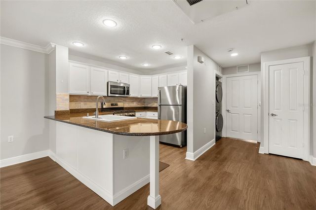 7628 HERITAGE CROSSING WAY, Reunion, FL 34747