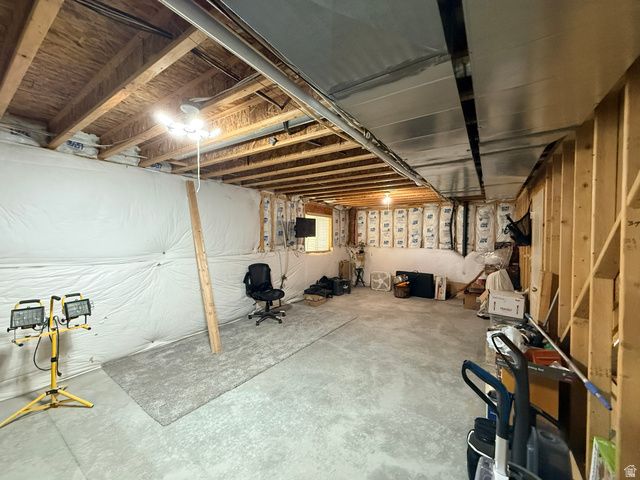 2801 N 2575 W, Farr West, UT 84404