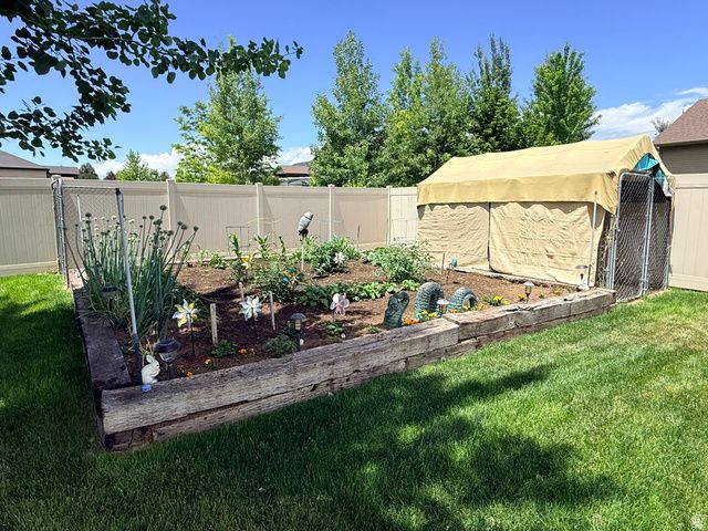 2801 N 2575 W, Farr West, UT 84404