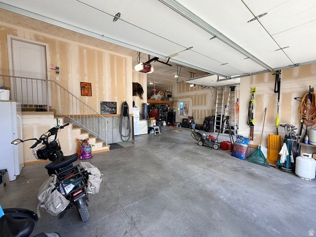 2801 N 2575 W, Farr West, UT 84404