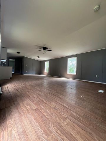 000 Hawthorne Lane, Plantersville, TX 77363