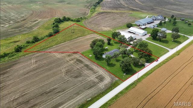 339 White Road, Hawk Point, MO 63349