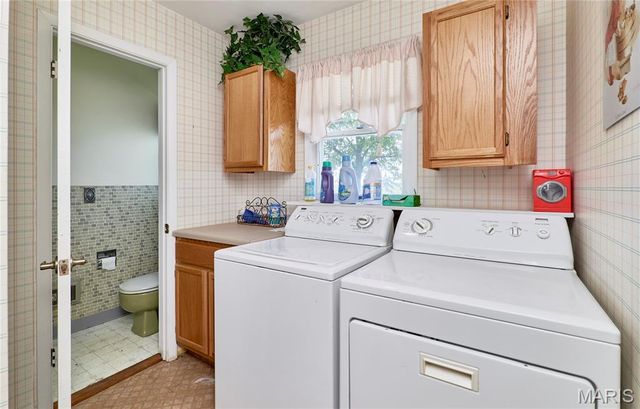 339 White Road, Hawk Point, MO 63349