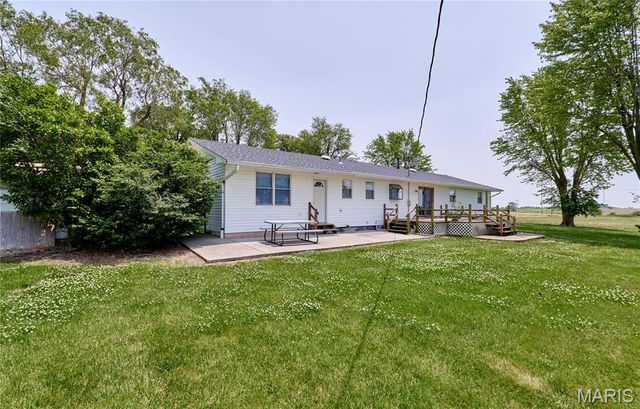 339 White Road, Hawk Point, MO 63349