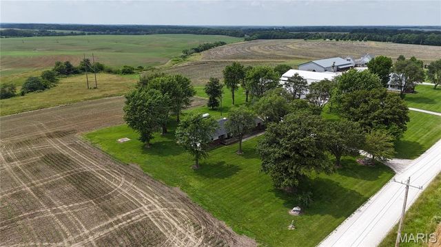 339 White Road, Hawk Point, MO 63349