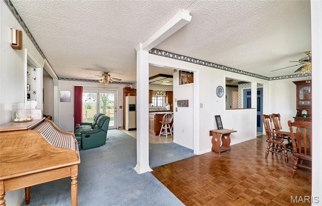 339 White Road, Hawk Point, MO 63349