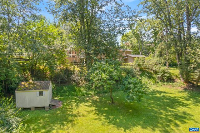 310 GLOUCESTER RD, Charlottesville, VA 22901