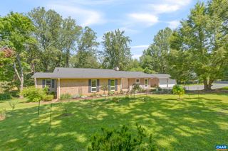 310 GLOUCESTER RD, Charlottesville, VA 22901