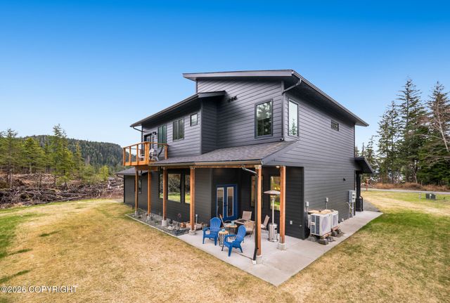 16370 Ocean View Drive, Juneau, AK 99801