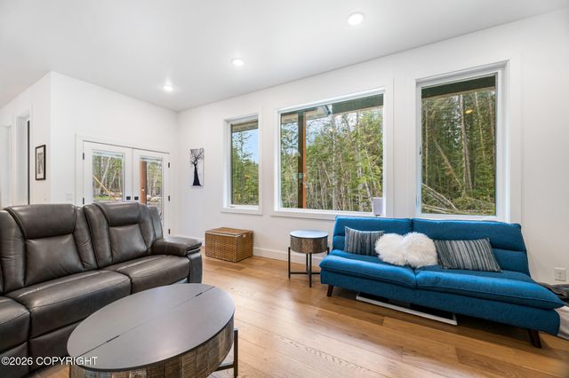 16370 Ocean View Drive, Juneau, AK 99801