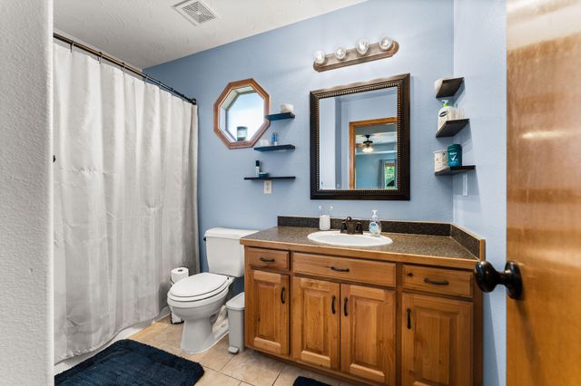 3690 W Erie Street, Springfield, MO 65807