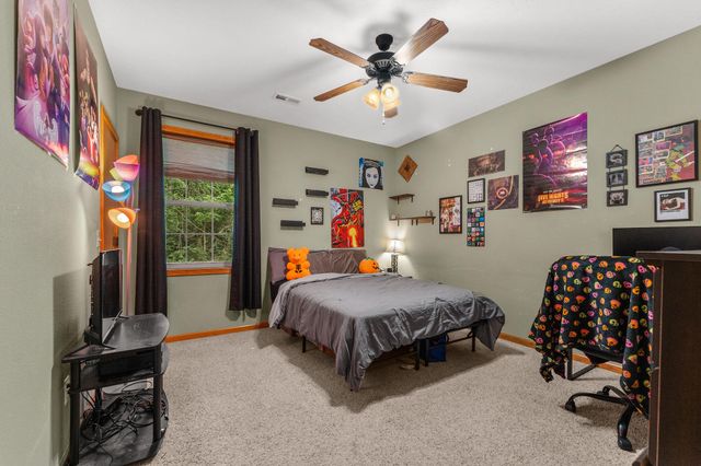 3690 W Erie Street, Springfield, MO 65807
