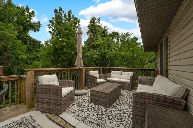 3690 W Erie Street, Springfield, MO 65807