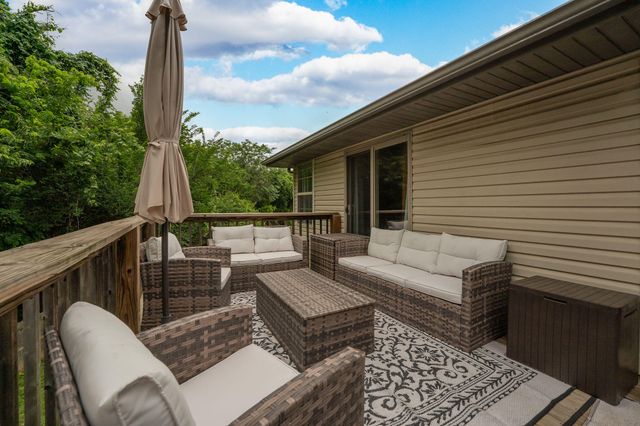 3690 W Erie Street, Springfield, MO 65807