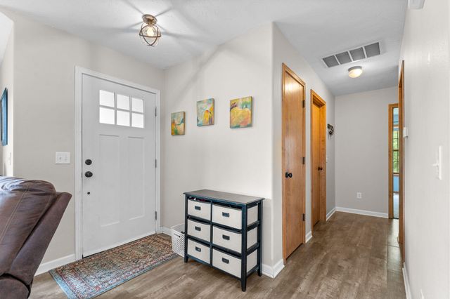 3690 W Erie Street, Springfield, MO 65807