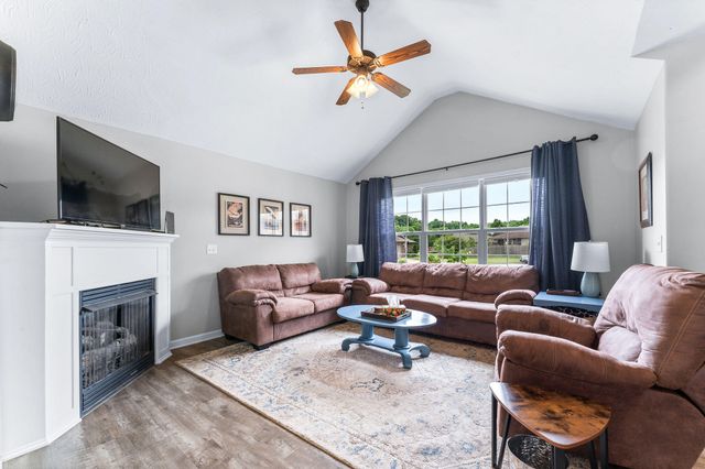 3690 W Erie Street, Springfield, MO 65807