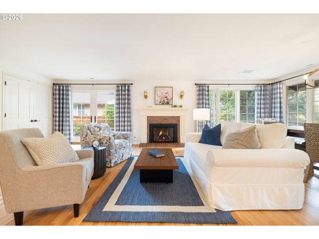1820 Nw ARCADIA Ct, Beaverton, OR 97006