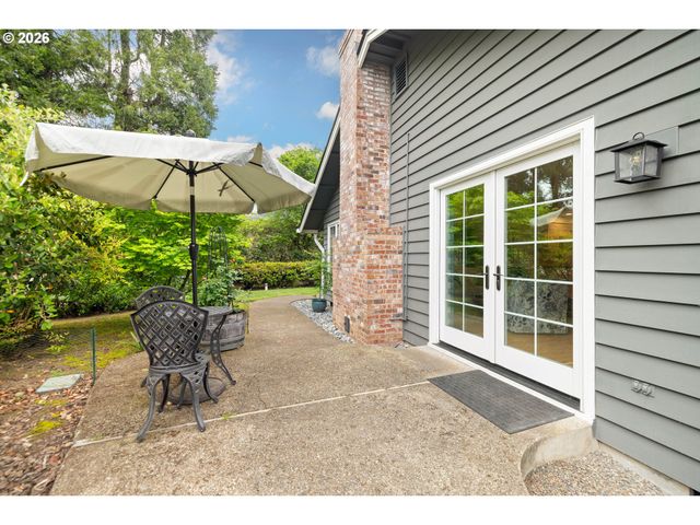 1820 Nw ARCADIA Ct, Beaverton, OR 97006